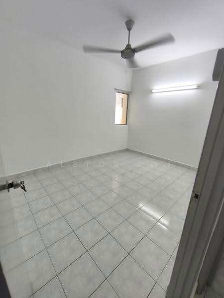 Apartment for Sale at The Ocean View (Bandar Sri Pinang) - Alston Loh - Interior - PropertyGuru.com.my