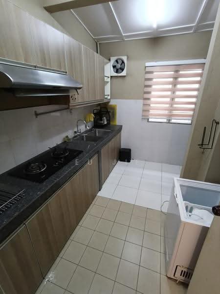 Rumah Teres untuk Disewa di Shah Alam (Selangor) - Eu Jie - Kitchen - PropertyGuru.com.my
