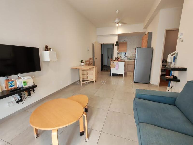 Kondominium untuk Dijual di The Quartz Residence - Kiera Wong - Living Room - PropertyGuru.com.my