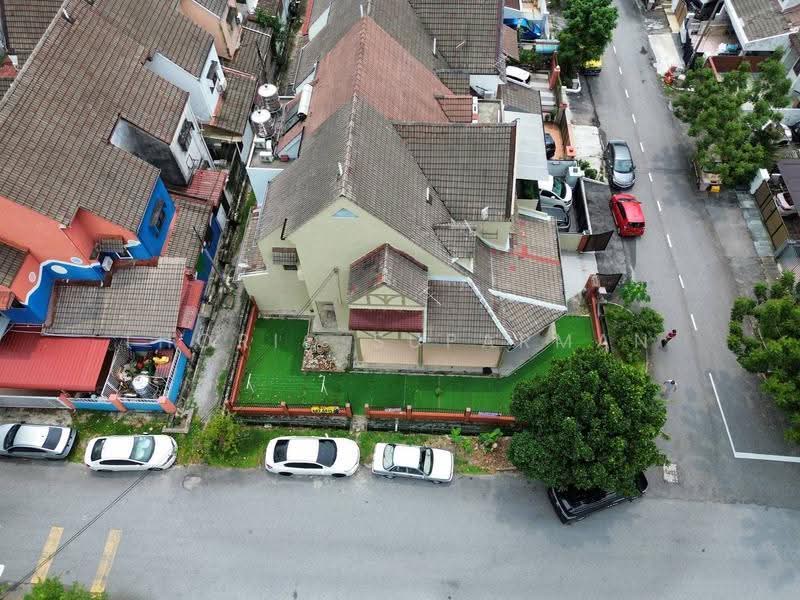 Rumah Teres 2-Tingkat untuk Dijual di Kampung Tunku (Petaling Jaya) - Thoriq Suparman - Exterior - PropertyGuru.com.my