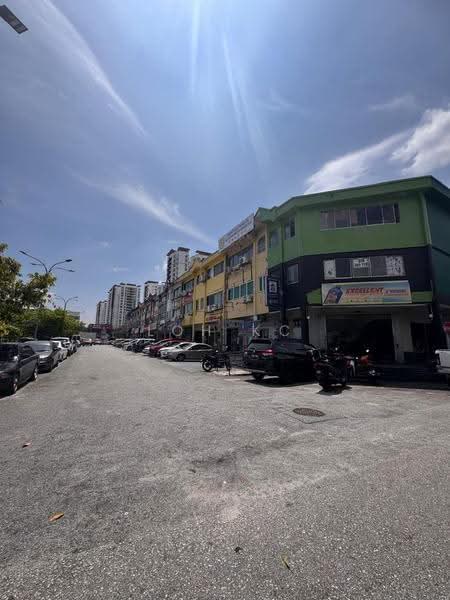 Kedai / Pejabat untuk Disewa di Taman Petaling Utama (Petaling Jaya) - Loh KC - Exterior - PropertyGuru.com.my
