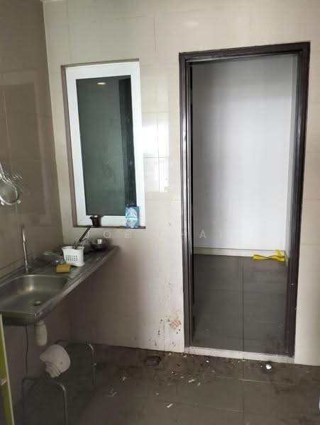 Condominium for Sale at Seringin Residences - Joe Chan - Kitchen - PropertyGuru.com.my