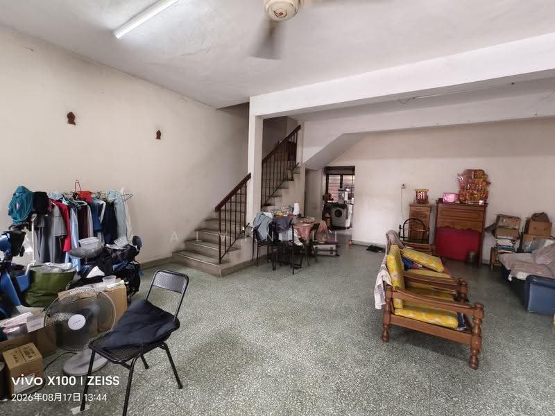 Rumah Teres 2-Tingkat untuk Dijual di Taman Berkeley (Klang) - Alvin Lim - Living Room - PropertyGuru.com.my