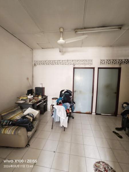 Rumah Teres 2-Tingkat untuk Dijual di Taman Berkeley (Klang) - Alvin Lim - Living Room - PropertyGuru.com.my