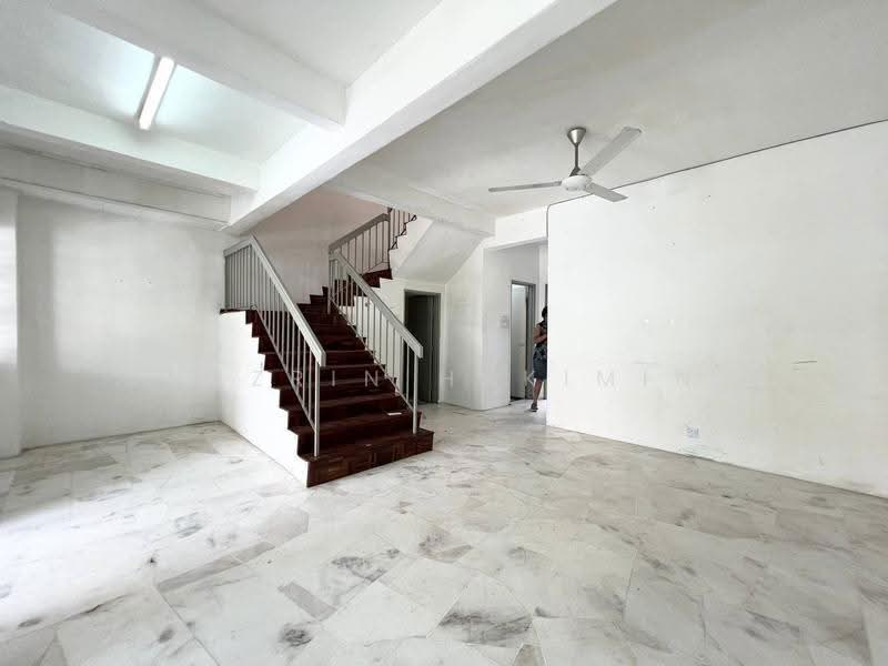 Terraced House for Sale in Puncak Alam (Selangor) - Nazrin Hakimin - Interior - PropertyGuru.com.my