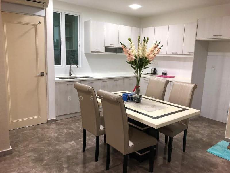 Condominium for Sale at Subang Parkhomes - Rossy Tan - Dining Room - PropertyGuru.com.my