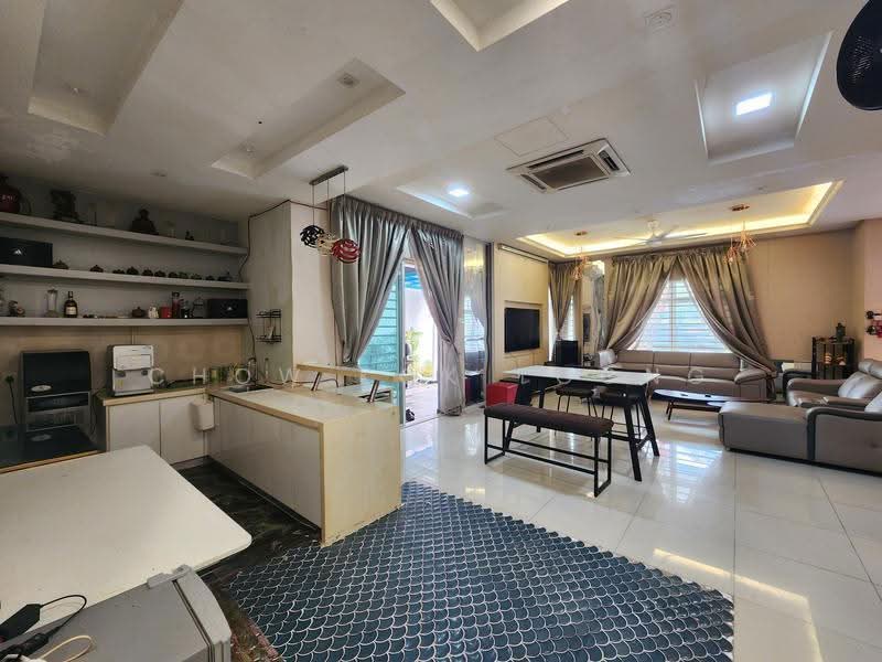 Semi-Detached House for Sale in Taman Mahkota Mutiara (Cheras) - Chow Kok Toong - Living Room - PropertyGuru.com.my