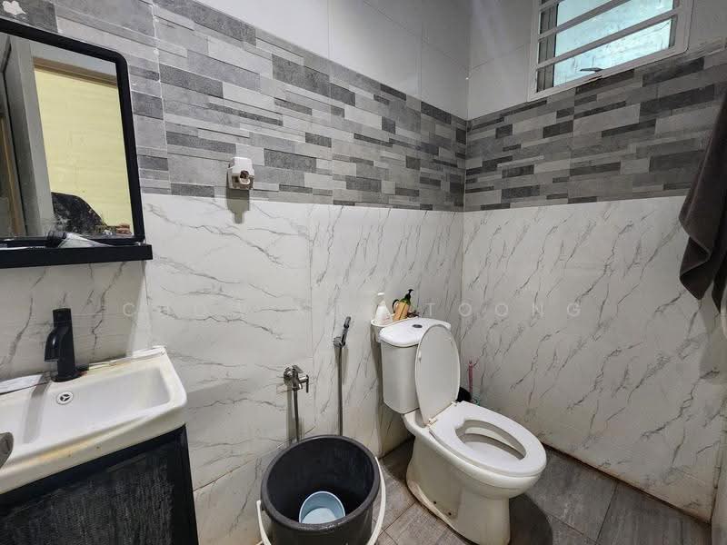 Semi-Detached House for Sale in Taman Mahkota Mutiara (Cheras) - Chow Kok Toong - Bathroom - PropertyGuru.com.my