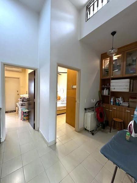 2-storey Terraced House for Sale in Taman Seri Austin (Tebrau) - Karl Lim - Corridor - PropertyGuru.com.my