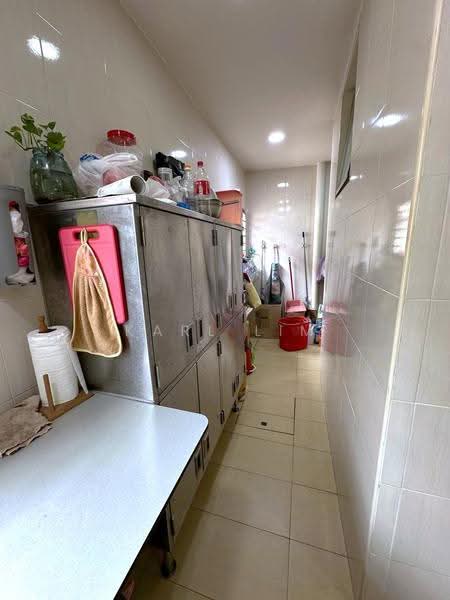 2-storey Terraced House for Sale in Taman Seri Austin (Tebrau) - Karl Lim - Kitchen - PropertyGuru.com.my