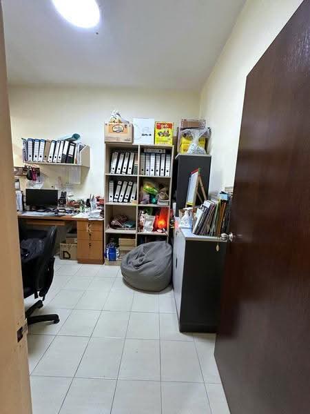 2-storey Terraced House for Sale in Taman Seri Austin (Tebrau) - Karl Lim - Study - PropertyGuru.com.my