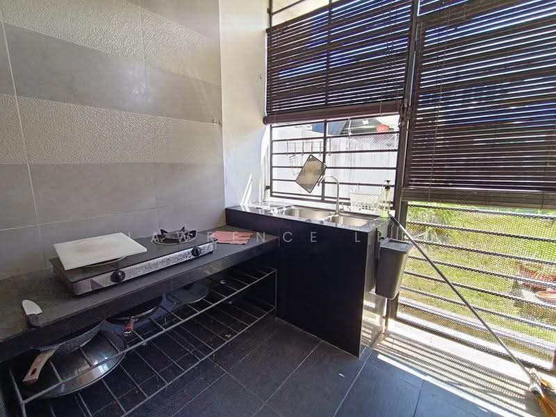 Rumah Teres 1.5-Tingkat untuk Disewa di Taman Kalien (Kuching) - Lawrence Lee - Kitchen - PropertyGuru.com.my
