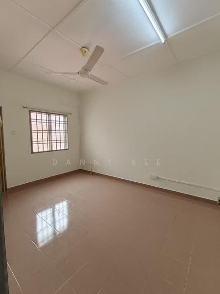 2-storey Terraced House for Rent in Bandar Indahpura (Kulai) - Danny See - Interior - PropertyGuru.com.my
