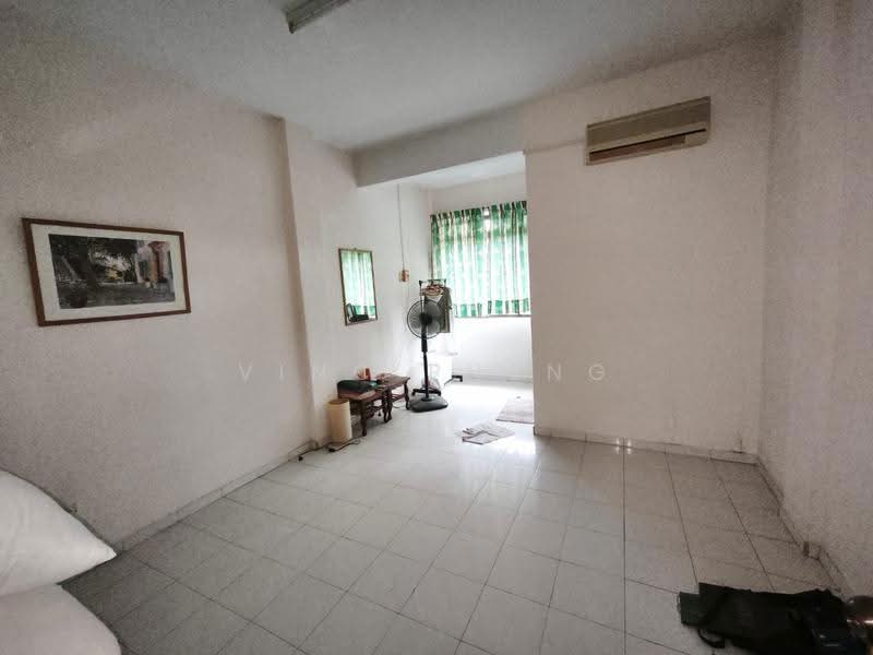 Pangsapuri untuk Dijual di Kenanga Mewah Apartment - Vinc Pheng - Living Room - PropertyGuru.com.my