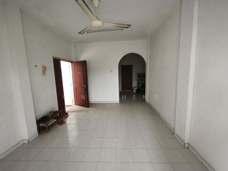Pangsapuri untuk Dijual di Kenanga Mewah Apartment - Vinc Pheng - Interior - PropertyGuru.com.my