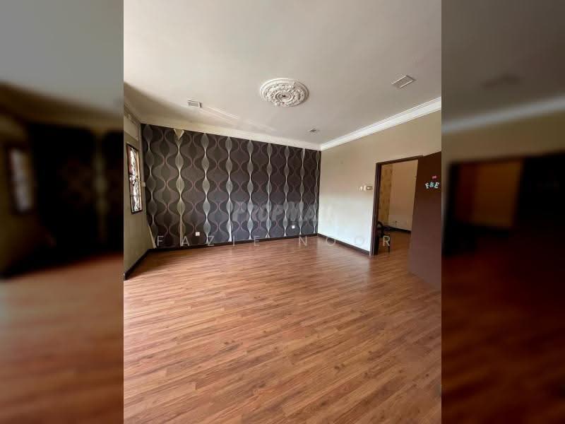 Rumah Teres 2-Tingkat untuk Dijual di Denai Alam (Shah Alam) - Fazie Noor - Living Room - PropertyGuru.com.my