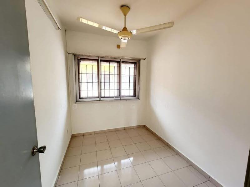Rumah Teres 2-Tingkat untuk Dijual di TAMAN PUCHONG UTAMA (Puchong) - Kho Chng Guan - PropertyGuru.com.my