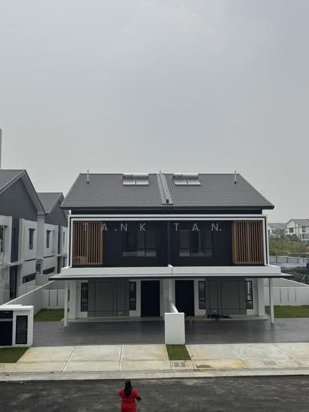 Rumah Kluster untuk Dijual di 16 Sierra (Puchong) - Tank Tan - Exterior - PropertyGuru.com.my