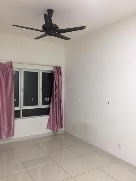 Kediaman Servis untuk Disewa di Savanna Executive Suite @ Southville City - Isaac Hoo - Living Room - PropertyGuru.com.my