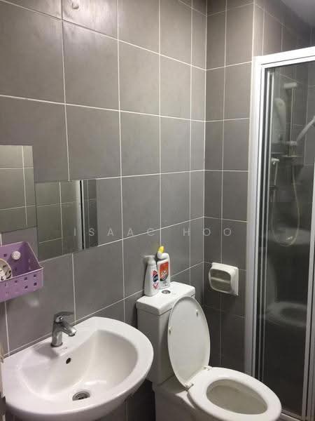 Kediaman Servis untuk Disewa di Savanna Executive Suite @ Southville City - Isaac Hoo - Bathroom - PropertyGuru.com.my