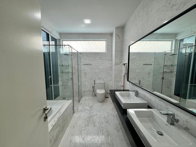 Rumah Banglo untuk Disewa di Garden Residence (Cyberjaya) - David Tan - Bathroom - PropertyGuru.com.my