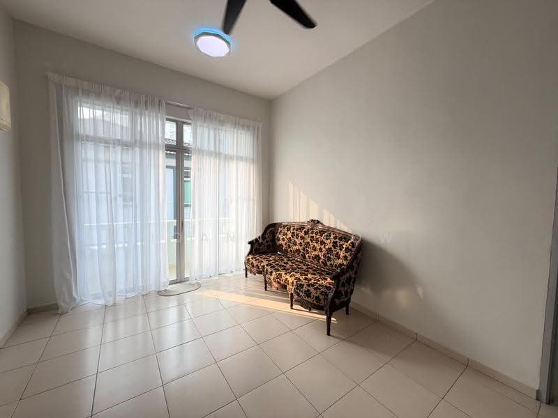 Semi-Detached House for Rent in Taman Limbongan Jaya (Klebang) - Joanne How - Living Room - PropertyGuru.com.my