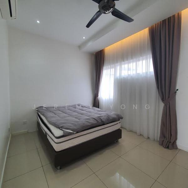 4-storey Terraced House for Rent in Batu 9 (Cheras) - Jeremy Yong - Bedroom - PropertyGuru.com.my