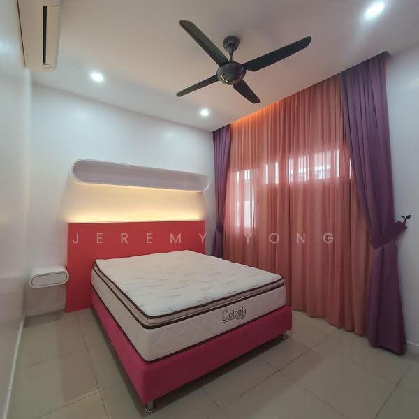 4-storey Terraced House for Rent in Batu 9 (Cheras) - Jeremy Yong - Bedroom - PropertyGuru.com.my