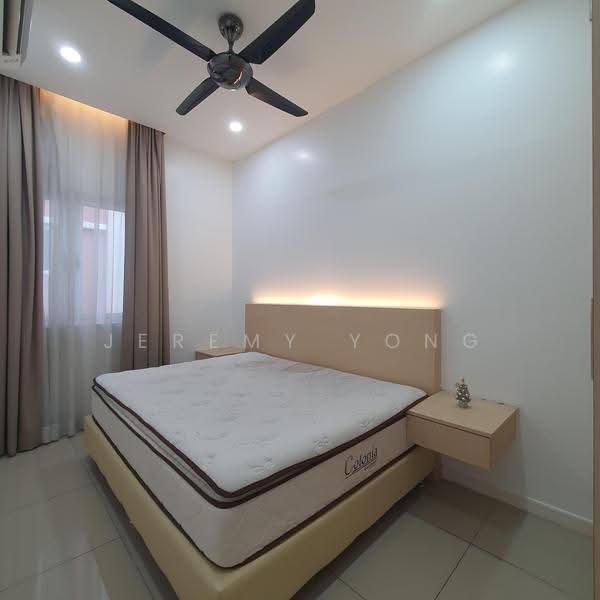4-storey Terraced House for Rent in Batu 9 (Cheras) - Jeremy Yong - Bedroom - PropertyGuru.com.my