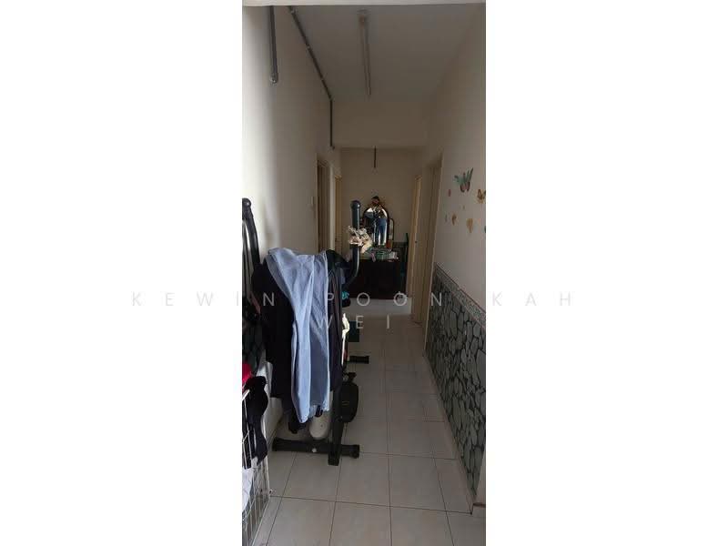 Apartment for Sale at Sutramas - Kewin Poon Kah Wei - Corridor - PropertyGuru.com.my