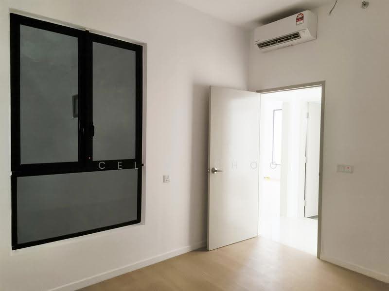 Kediaman Servis untuk Dijual di Quaver Residence - Celine Shoo - PropertyGuru.com.my