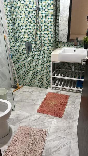 Kediaman Servis untuk Disewa di The Elements - Jackie Cham - Bathroom - PropertyGuru.com.my