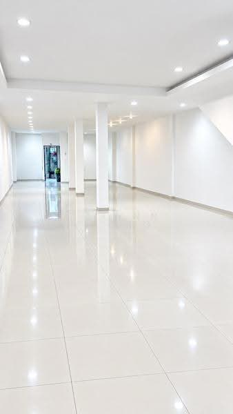 Kedai / Pejabat untuk Disewa di Taman Overseas Union (Taman Oug) (Jalan Klang Lama (Old Klang Road)) - Calynn Yoong - Interior - PropertyGuru.com.my