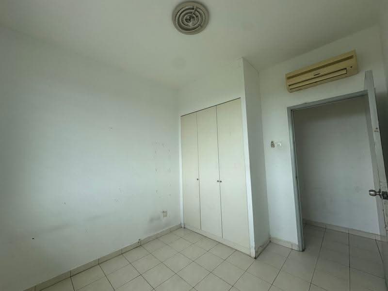 Kediaman Servis untuk Dijual di Nusa Perdana Apartment - Inez Ng - Interior - PropertyGuru.com.my