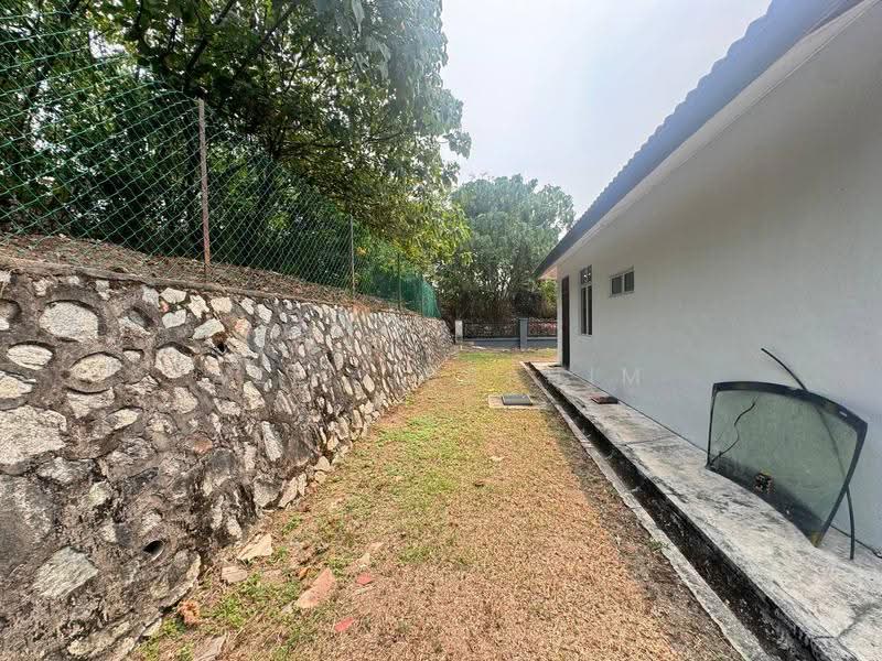 Bungalow House for Sale in Taman Tasik Semenyih (Semenyih) - Azli Ibrahim - Exterior - PropertyGuru.com.my
