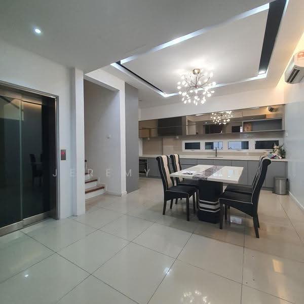 4-storey Terraced House for Rent in Taman Segar (Cheras) - Jeremy Yong - Kitchen - PropertyGuru.com.my