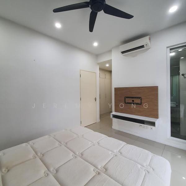 4-storey Terraced House for Rent in Taman Segar (Cheras) - Jeremy Yong - Bedroom - PropertyGuru.com.my