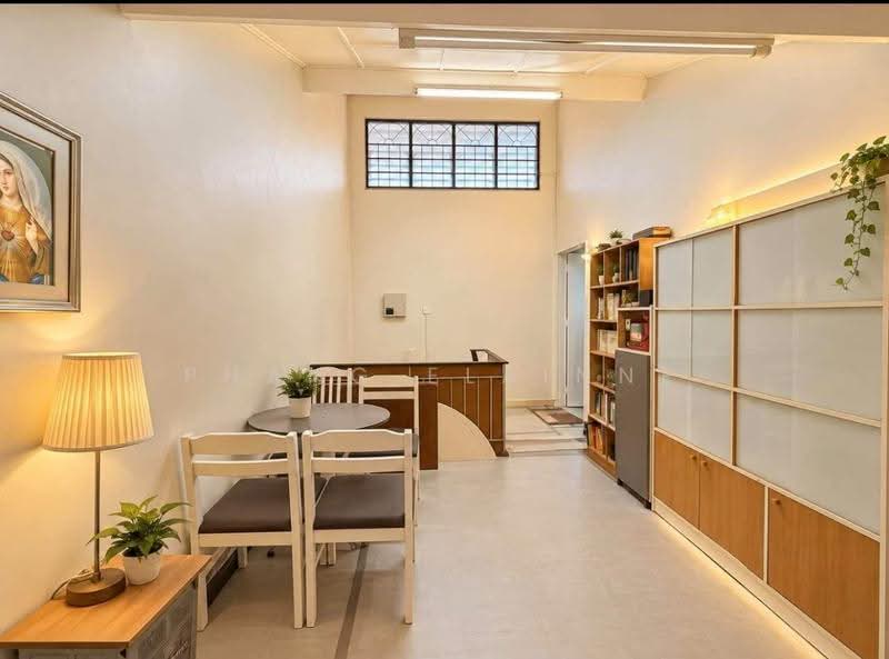 1.5-storey Terraced House for Sale in Taman Molek (Johor Bahru) - Phang Elainne - Interior - PropertyGuru.com.my