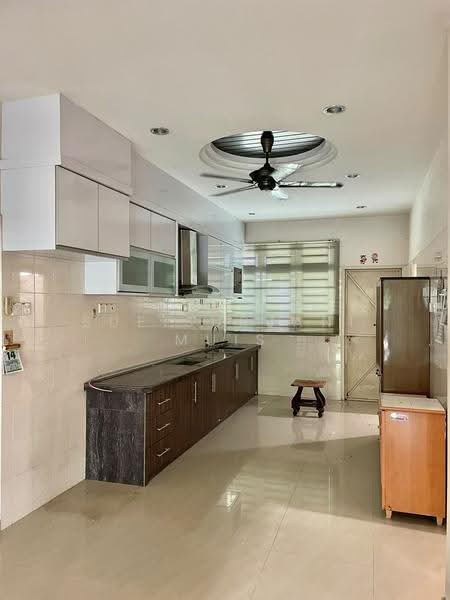 2-storey Terraced House for Sale in Taman Tempua (Simpang Ampat) - Sue Surjani Muis - Kitchen - PropertyGuru.com.my