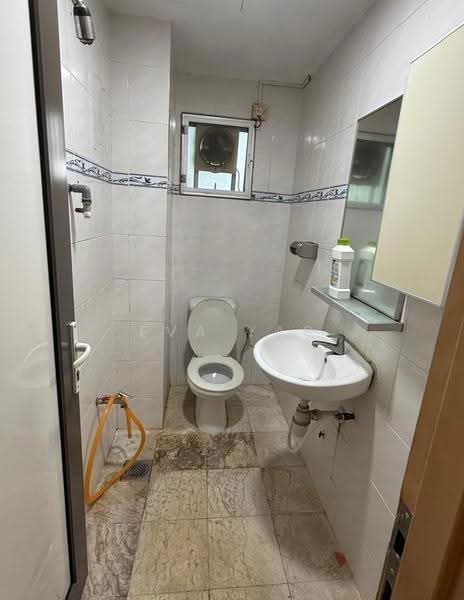 Condominium for Rent at Kepong Sentral Condominium - Eva Yap - Bathroom - PropertyGuru.com.my