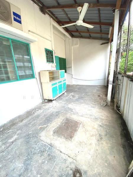 2-storey Terraced House for Rent in Taman Bukit Serdang (Seri Kembangan) - Brandon Yee - Balcony - PropertyGuru.com.my