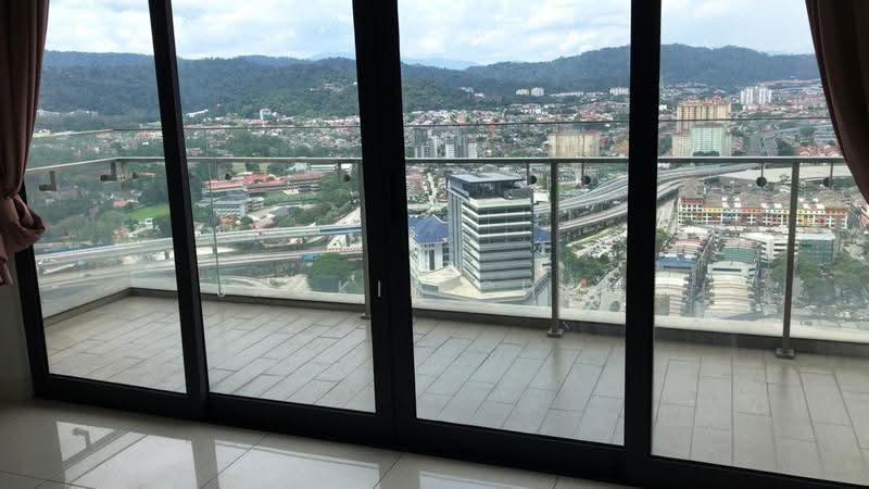 Kediaman Servis untuk Disewa di The Elements - Jackie Cham - Balcony - PropertyGuru.com.my