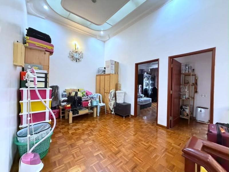 2-storey Terraced House for Sale in Taman Perling (Perling) - Karl Lim - Living Room - PropertyGuru.com.my