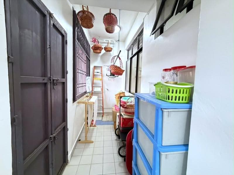 2-storey Terraced House for Sale in Taman Perling (Perling) - Karl Lim - Corridor - PropertyGuru.com.my