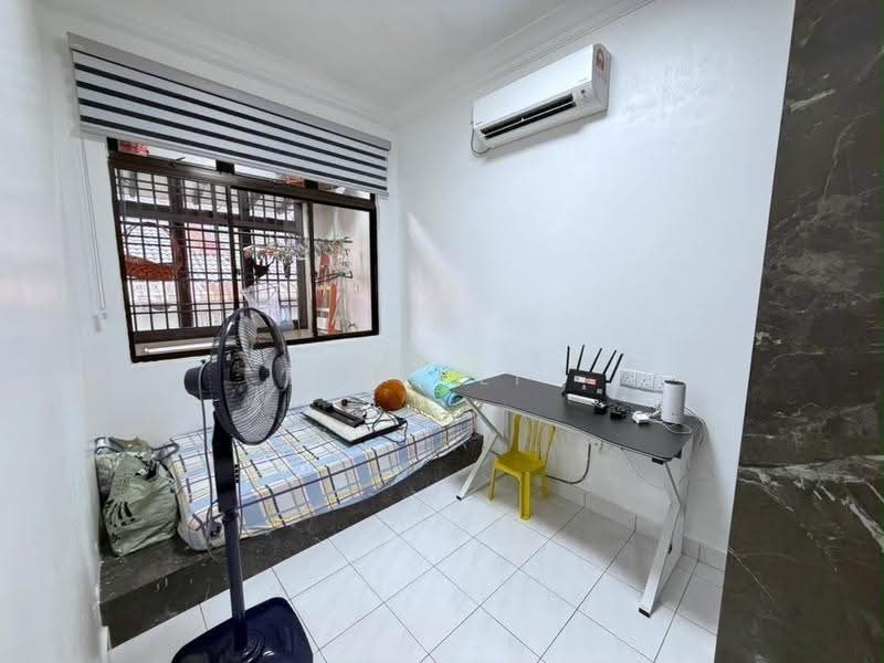 2-storey Terraced House for Sale in Taman Perling (Perling) - Karl Lim - Study - PropertyGuru.com.my