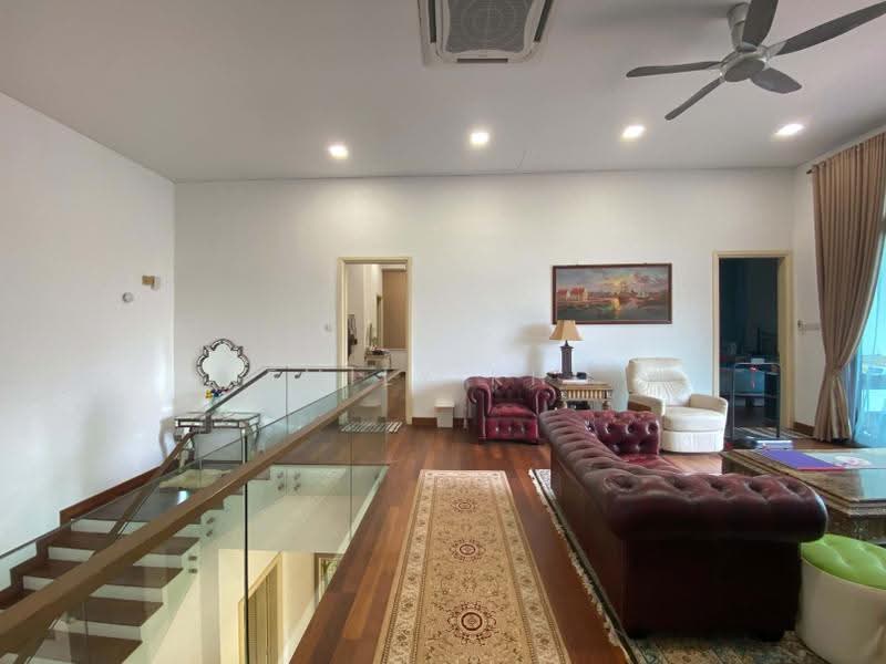 Rumah Berkembar untuk Dijual di Glenmarie (Selangor) - Emily Kho - Living Room - PropertyGuru.com.my