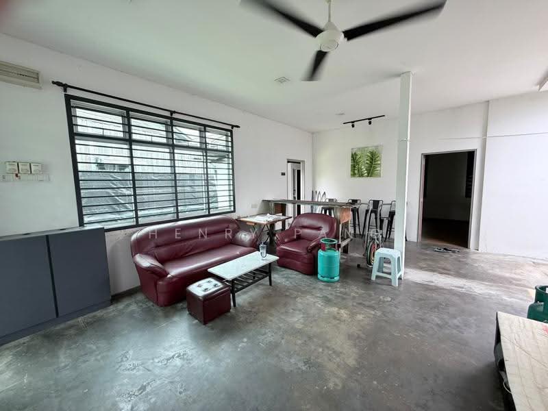 Rumah Banglo untuk Disewa di Kelapa Sawit (Kulai) - Henry Pang - Living Room - PropertyGuru.com.my