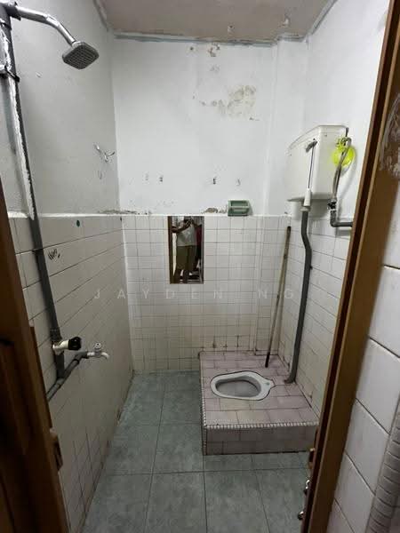 Flat for Sale at Taman Daya - Jalan Bertam 1, 10 and 16 - Jayden Ng - Bathroom - PropertyGuru.com.my