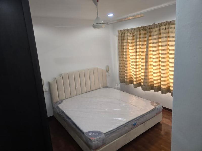 Apartment for Rent at Anjung Hijau (Greenfields) - JJ Lim - Bedroom - PropertyGuru.com.my