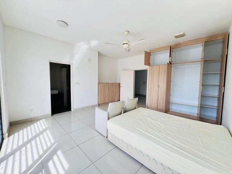 2-storey Terraced House for Sale in M Residence (Rawang) - SK Luk - Bedroom - PropertyGuru.com.my